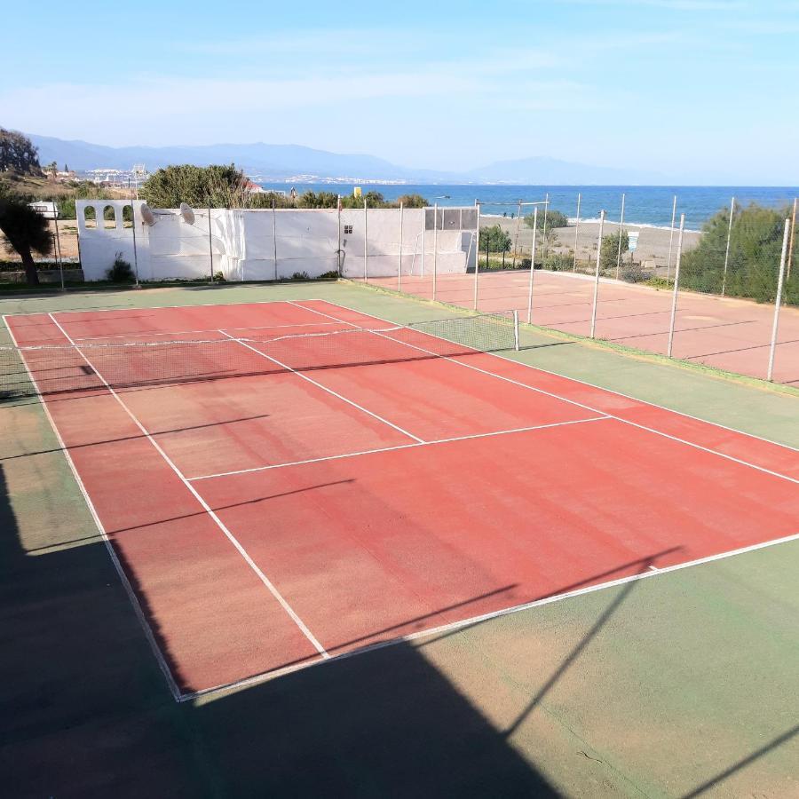 Aldea Beach Castillo de Sabinillas 外观 照片
